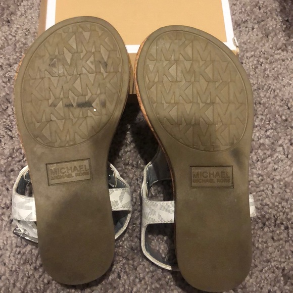 Toddler sandals - Picture 4 of 4